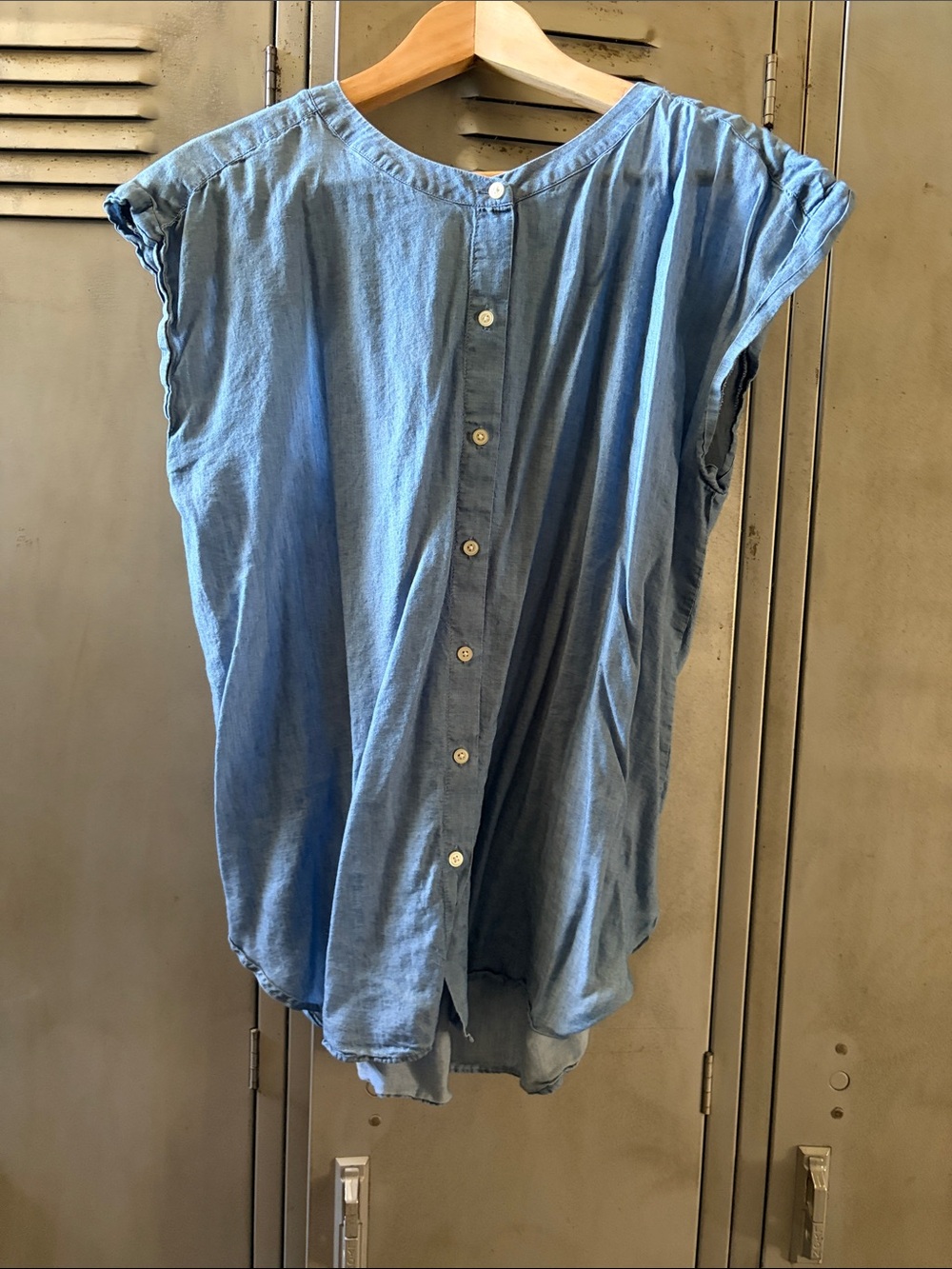 LOFT Chambray Button-Front Shirt in Light Blue